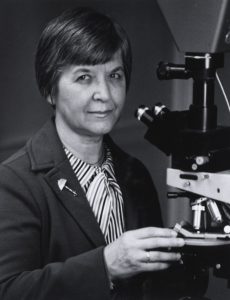 bio-kwolek-microscope